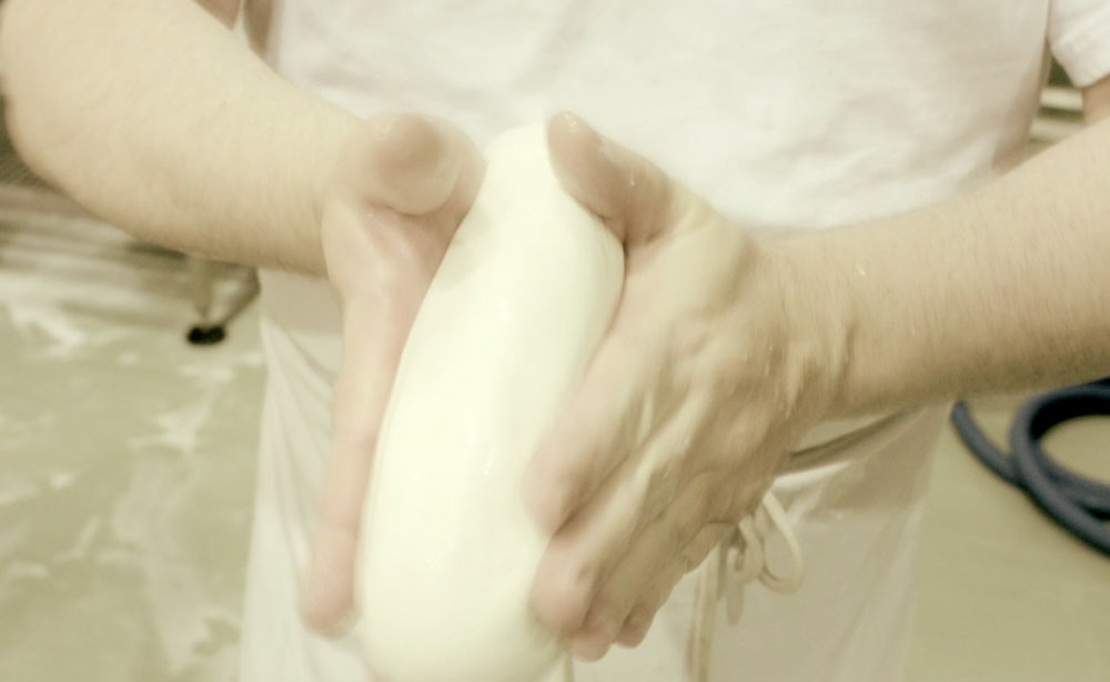 イタリア職人がつくるカチョカヴァロ